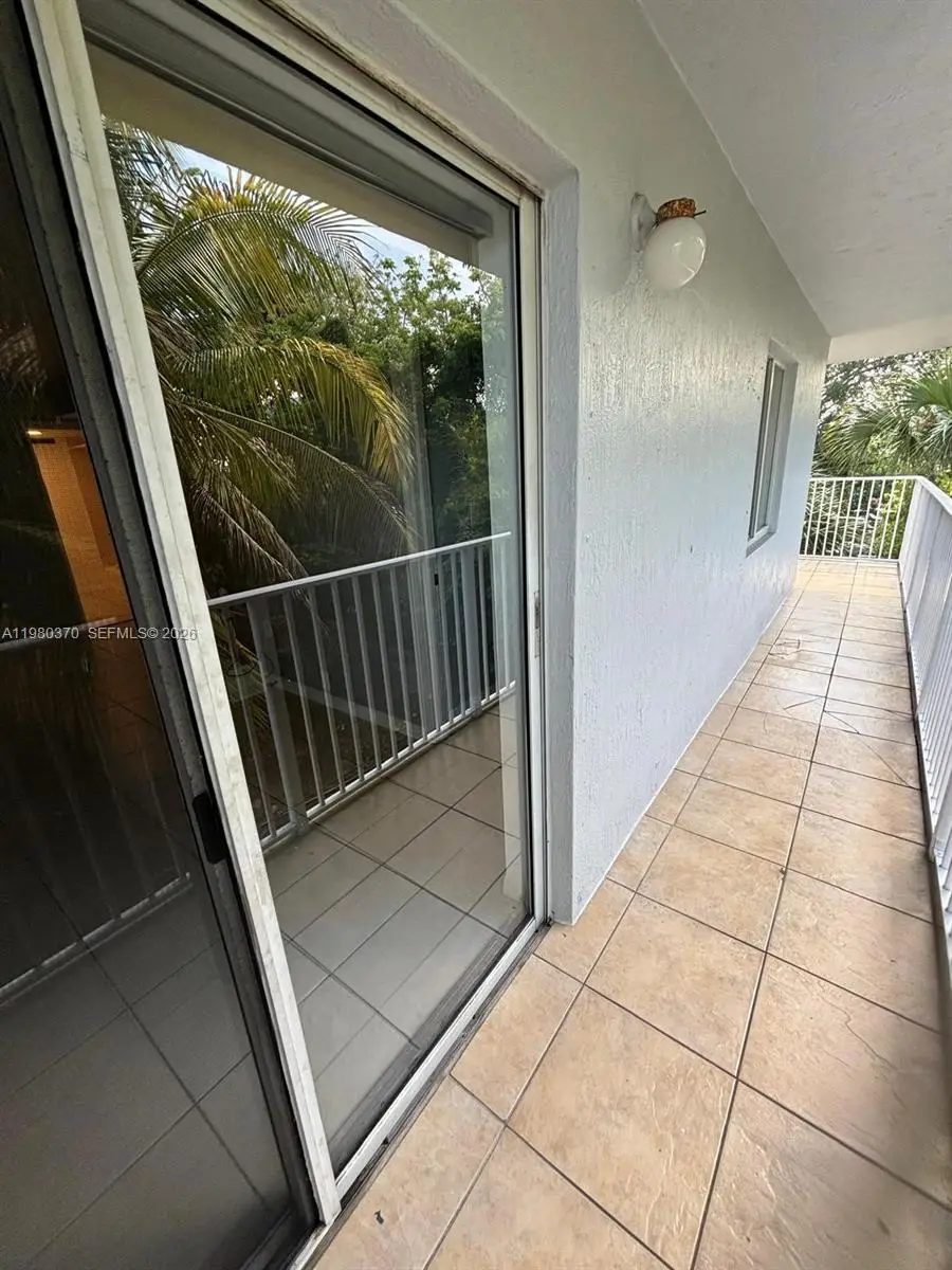 637 SW 3rd St #308, Miami, FL 33130 - #3