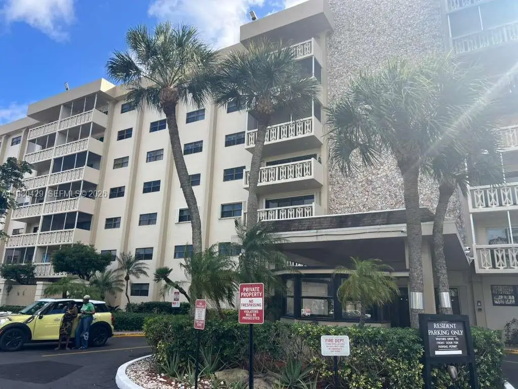 800 NE 195th St #501, Miami, FL 33179 - #1