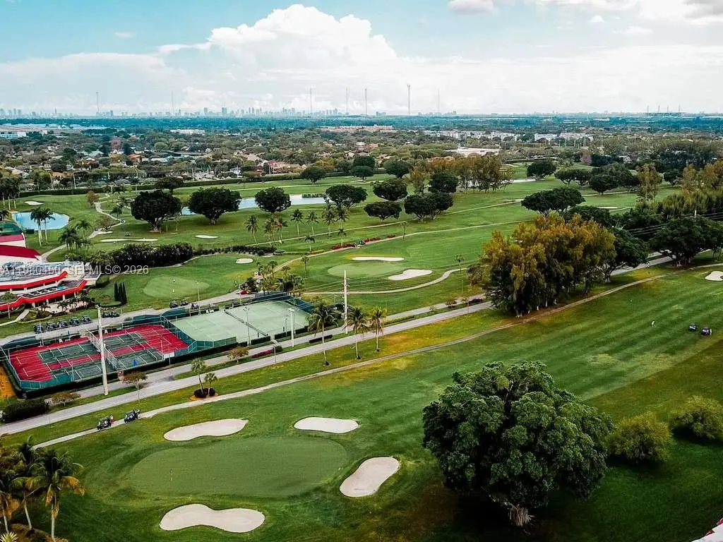 9200 N Hollybrook Lake Dr #303, Pembroke Pines, FL 33025 - #1