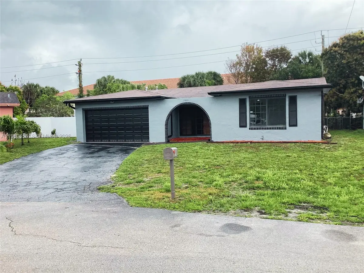 2805 E Lexington Dr, Miramar, FL 33025 - #1