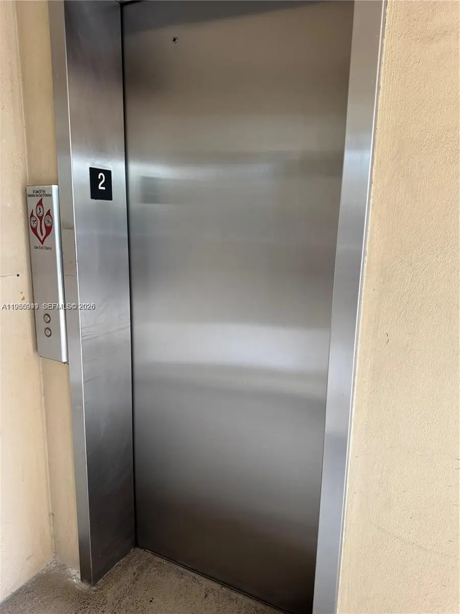 100 SE 6th Ave #207, Pompano Beach, FL 33060 - #3