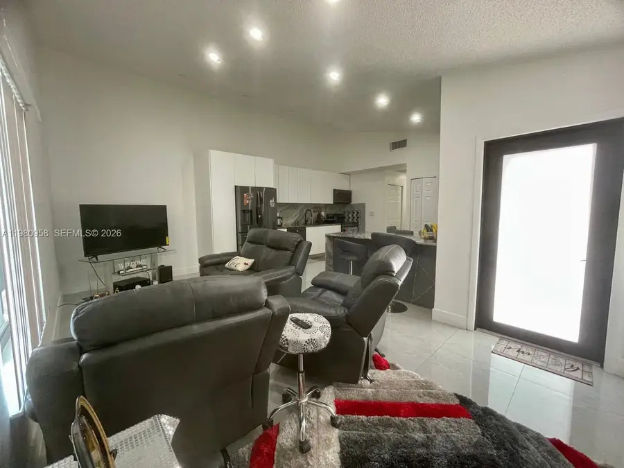 4518 NW 185th St, Miami Gardens, FL 33055 - #3