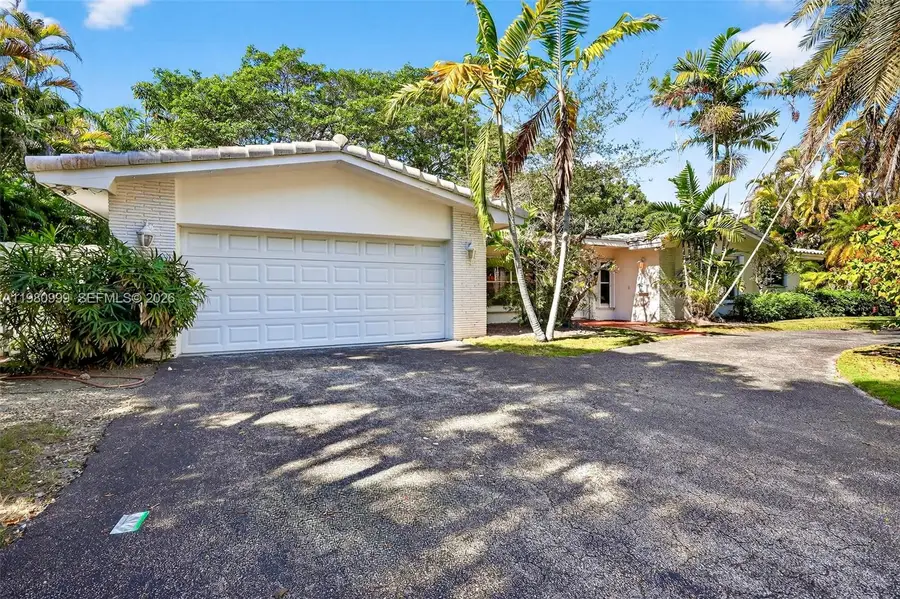 11890 SW 72nd Pl, Pinecrest, FL 33156 - #2