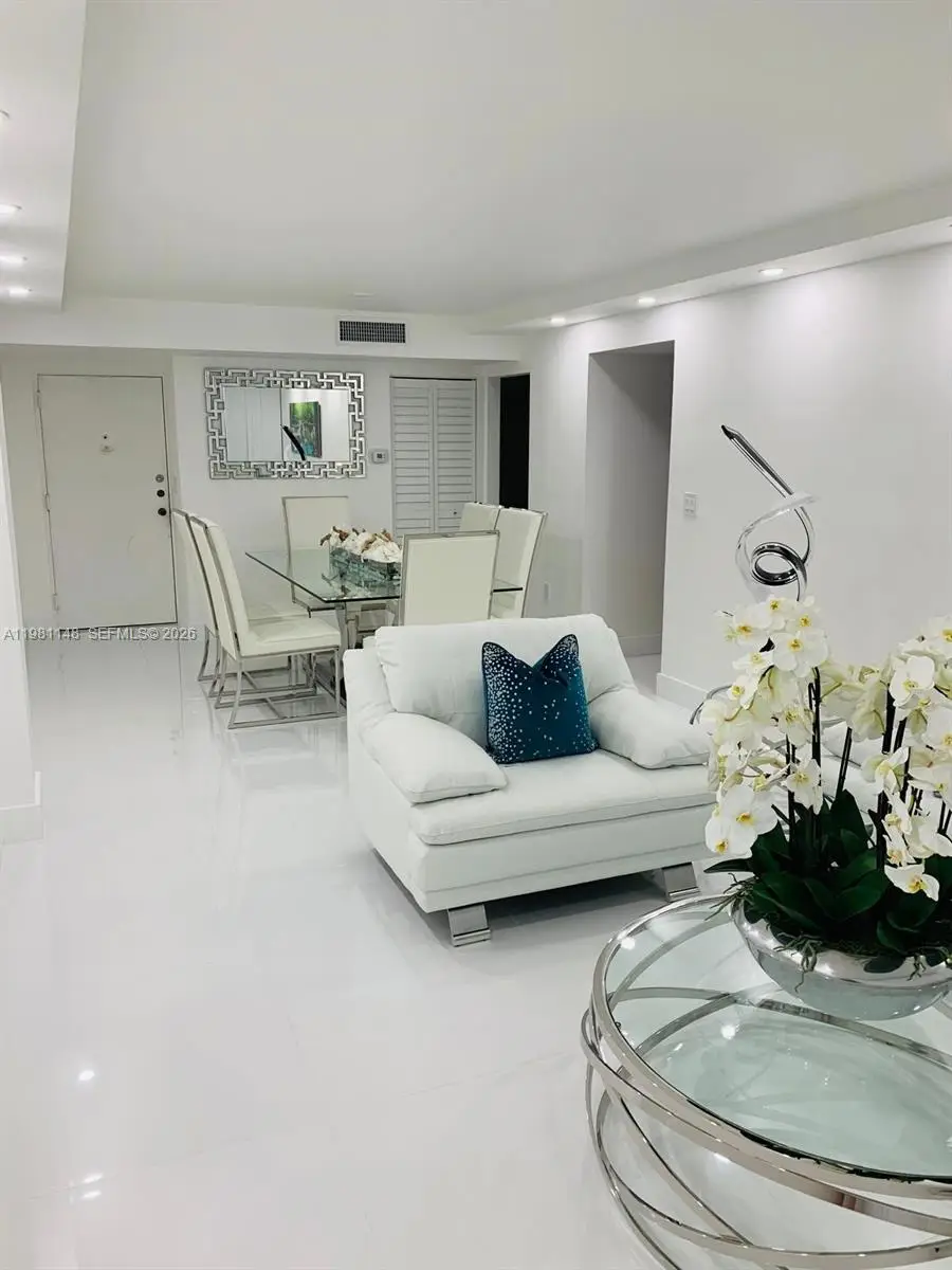 8101 Byron Ave #509, Miami Beach, FL 33141 - #3