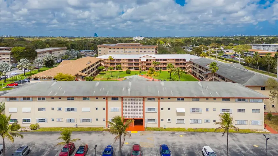 5300 Washington St #A137, Hollywood, FL 33021 - #2