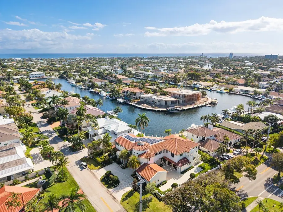 2300 NE 34th Ct, Lighthouse Point, FL 33064 - #3