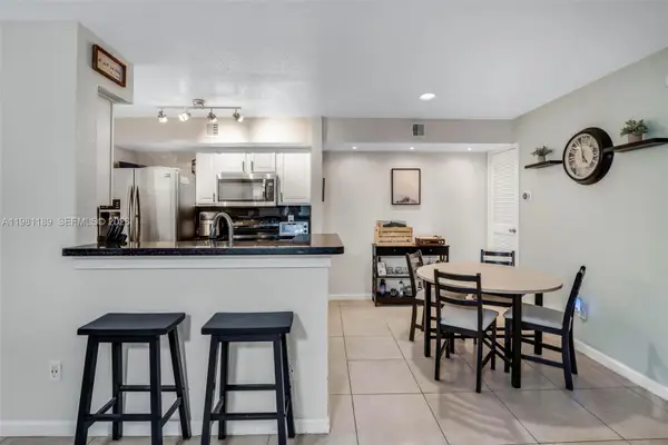 875 Riverside Dr #712, Coral Springs, FL 33071