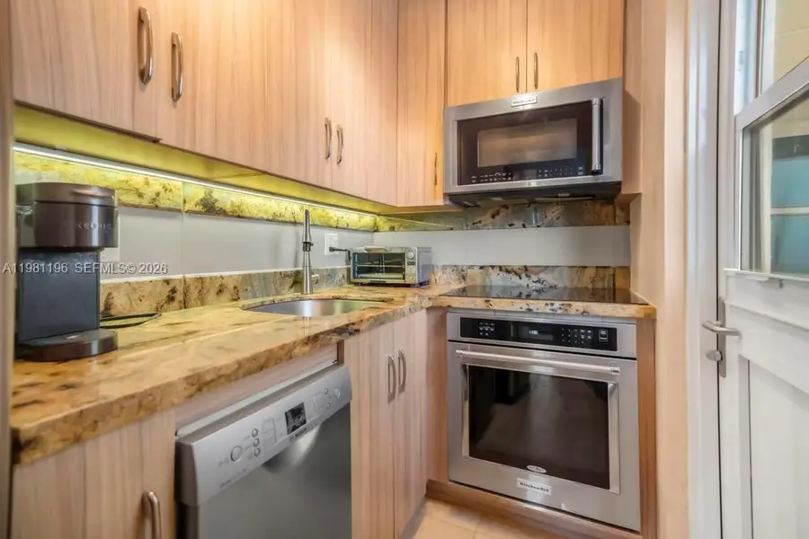 901 S Surf Rd #408, Hollywood, FL 33019 - #3