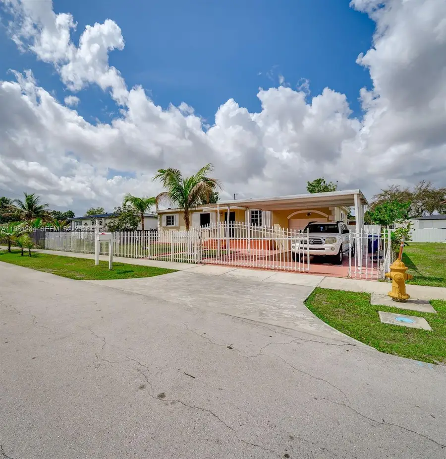 17950 NW 6th Ct, Miami Gardens, FL 33169 - #2