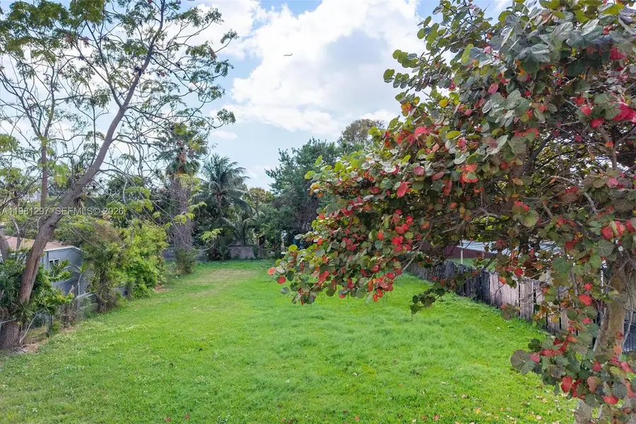 1922 NW 33rd St, Miami, FL 33142 - #2