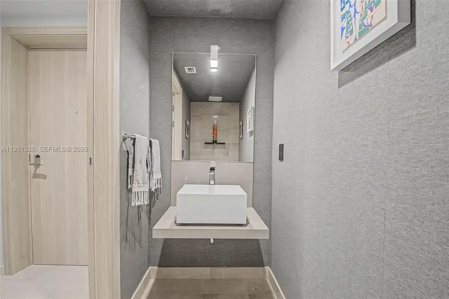 1000 Brickell Plz #2912, Miami, FL 33131 - #3