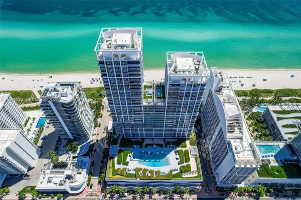 6899 Collins Ave #1602, Miami Beach, FL 33141