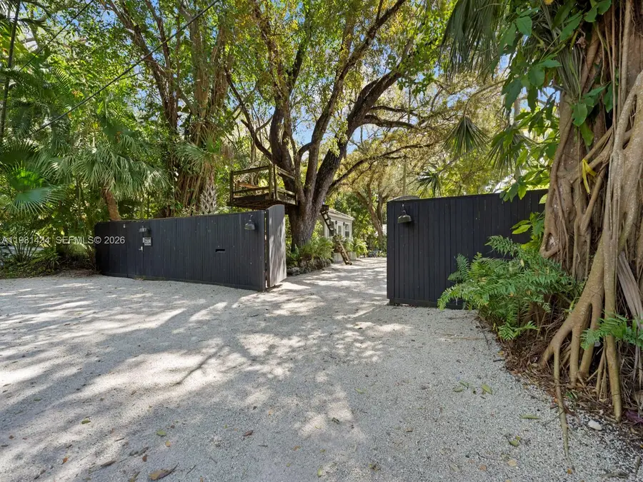 3558 Royal Palm Ave, Miami, FL 33133 - #3