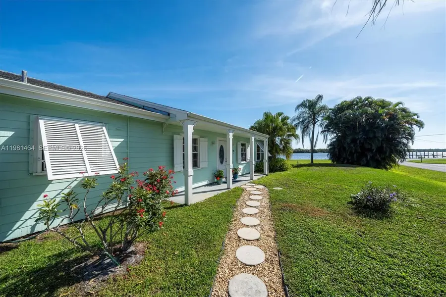 779 SW 31st St, Palm City, FL 34990 - #2