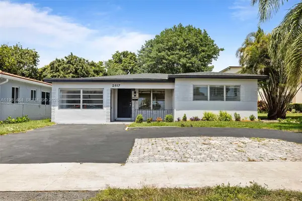 2517 Polk St, Hollywood, FL 33020