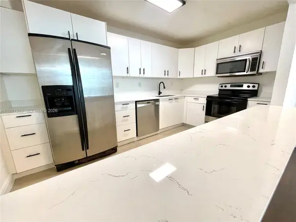 19390 Collins Ave #316, Sunny Isles Beach, FL 33160