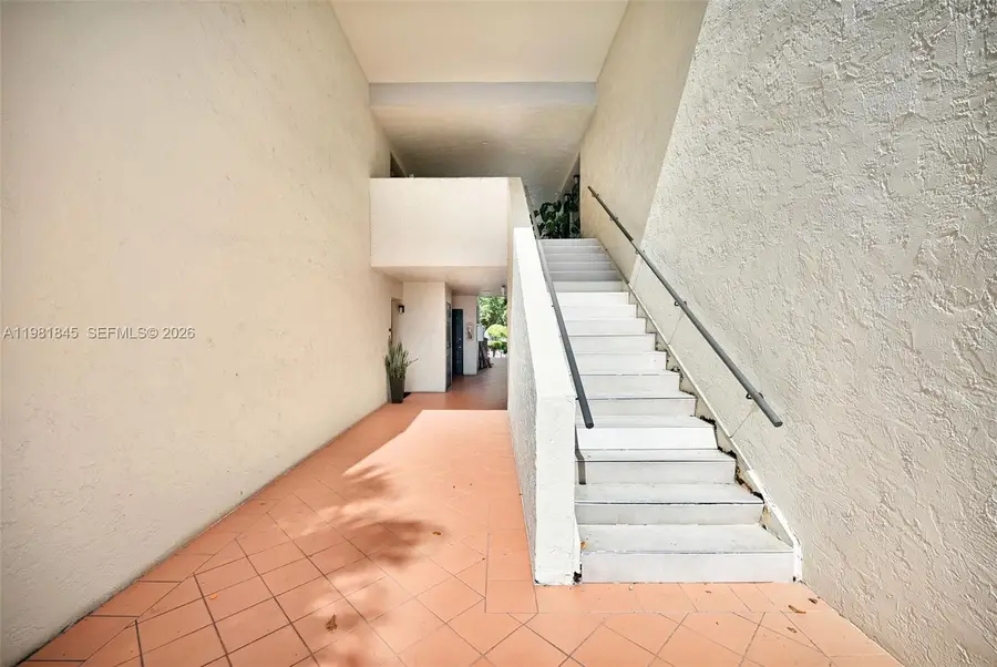 900 Crystal Lake Dr #2B, Deerfield Beach, FL 33064 - #3