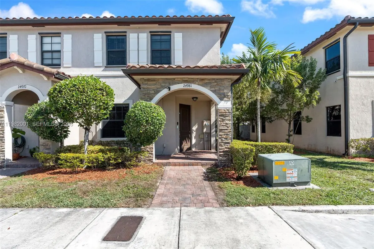 24981 SW 114 Ct, Homestead, FL 33032 - #1