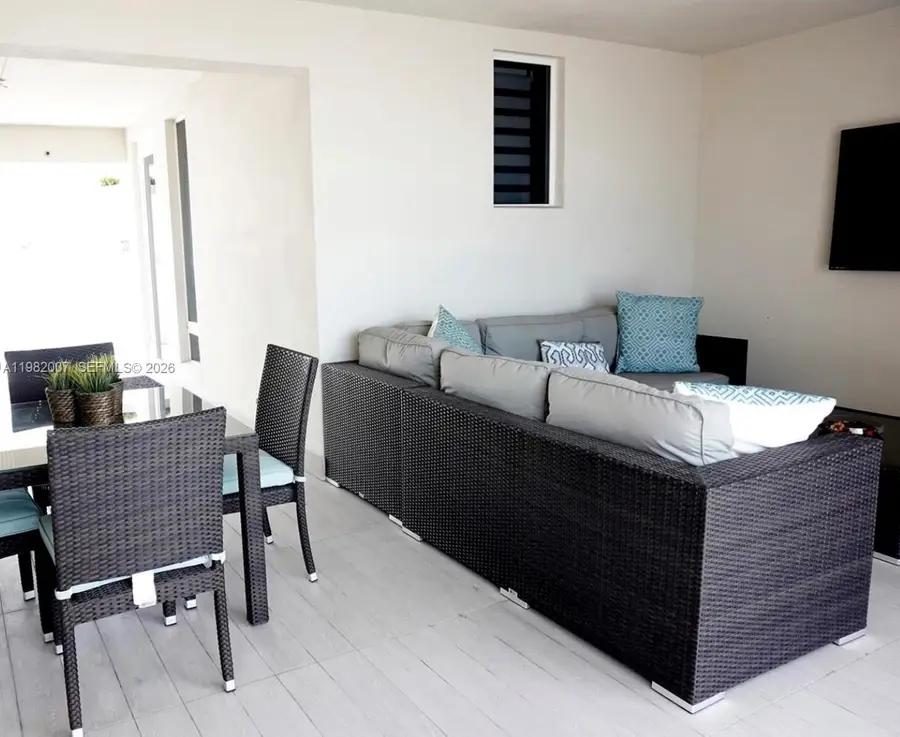 6436 NW 104th Ct, Doral, FL 33178 - #2