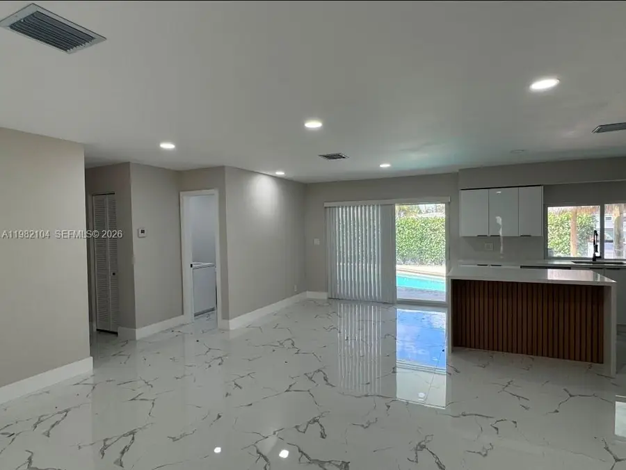 631 SE 5th Ter, Pompano Beach, FL 33060 - #2