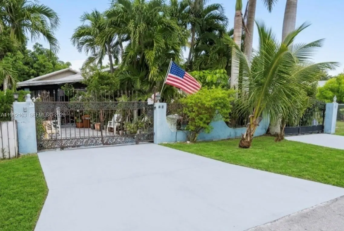 622 NW 7th Ave, Homestead, FL 33030 - #1