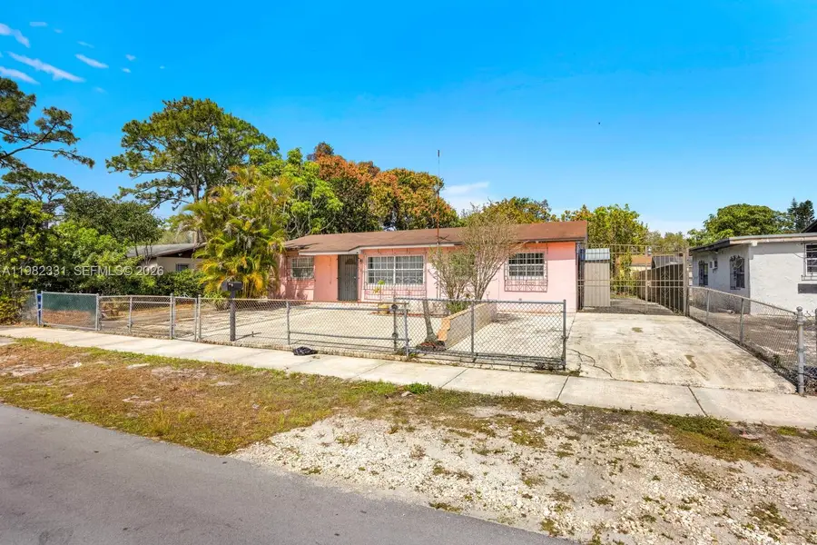 3853 NW 209th St, Miami Gardens, FL 33055 - #2