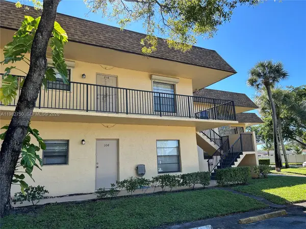 200 Gate Rd #207, Hollywood, FL 33024