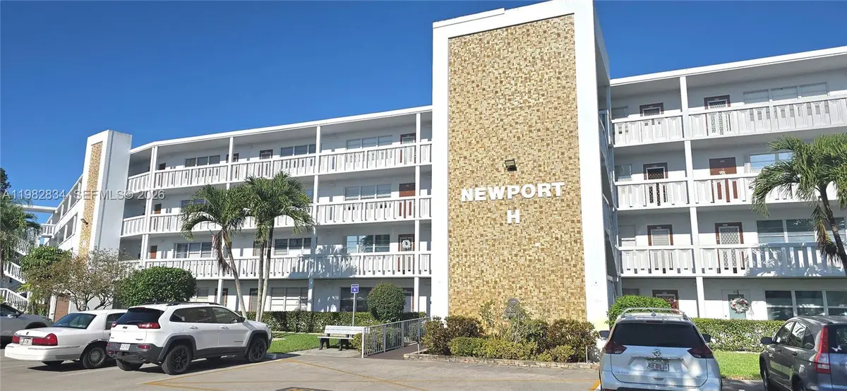 3037 Newport H #3037, Deerfield Beach, FL 33442 - #1