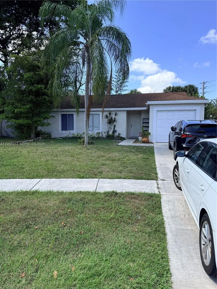 9963 Baywater Dr, Boca Raton, FL 33496 - #1