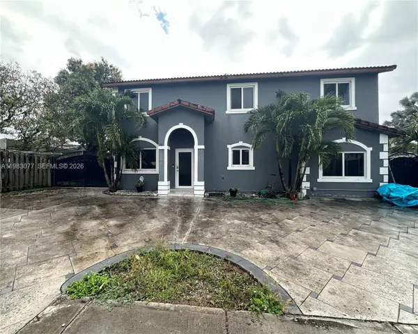 15302 SW 180th Ter, Miami, FL 33187