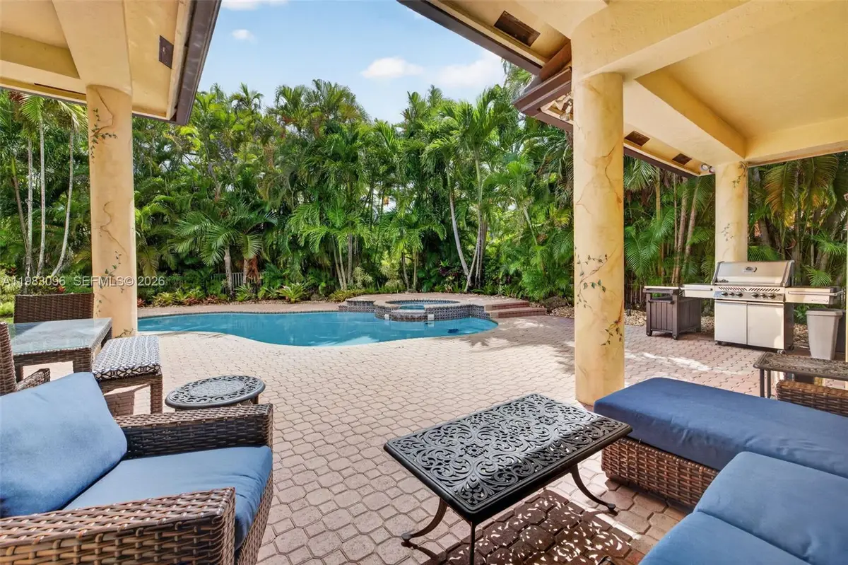 1083 SW 156th Ter, Pembroke Pines, FL 33027 - #1