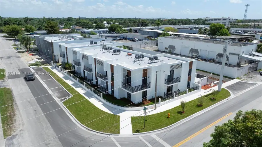 16955 SW 100th Ave, Miami, FL 33157 - #2