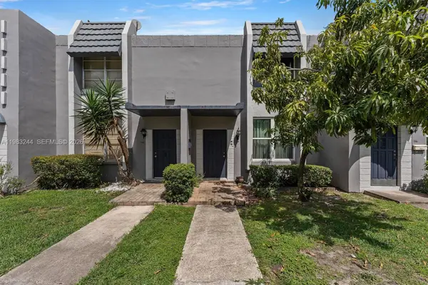 314 NE 142nd St #16C, Miami, FL 33161