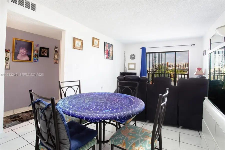 1530 SW 2nd St #405, Miami, FL 33135 - #2