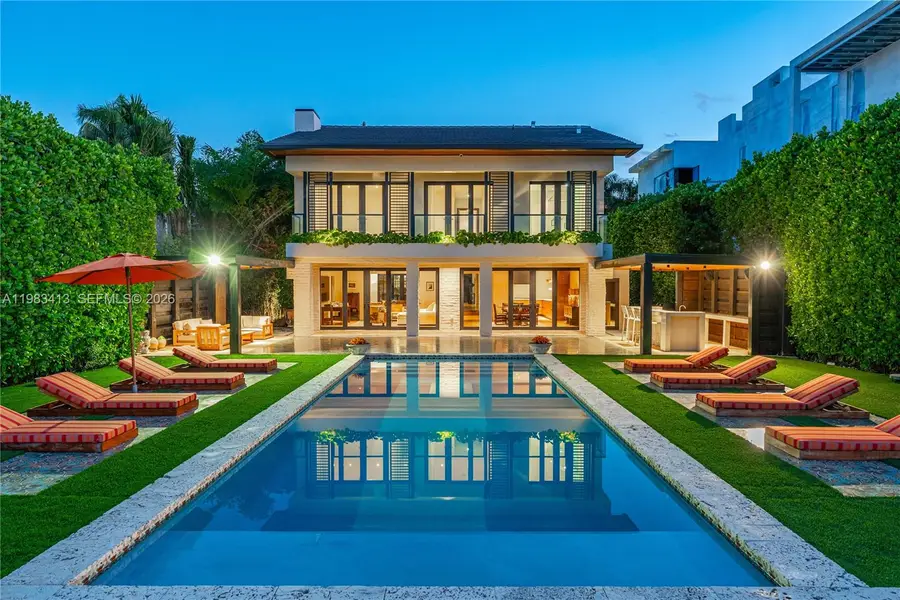 1277 N Venetian Way, Miami, FL 33139 - #2