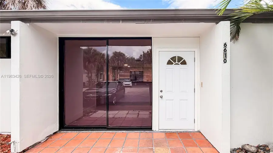 6610 E Miami Lakes Dr, Miami Lakes, FL 33014 - #3