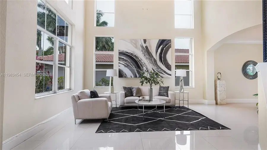 1646 Victoria Pointe Ln, Weston, FL 33327 - #3