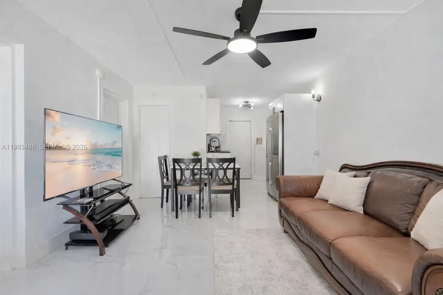 1225 NW 2nd St, Fort Lauderdale, FL 33311 - #3