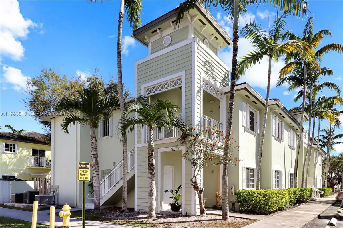 373 NE 26th Pl #201, Homestead, FL 33033 - #1