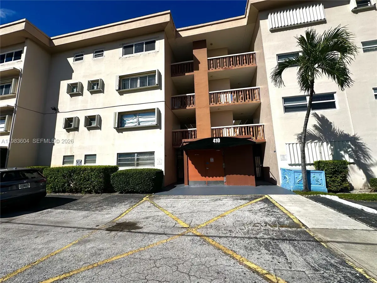 410 SE 2nd St #102, Hallandale Beach, FL 33009 - #1