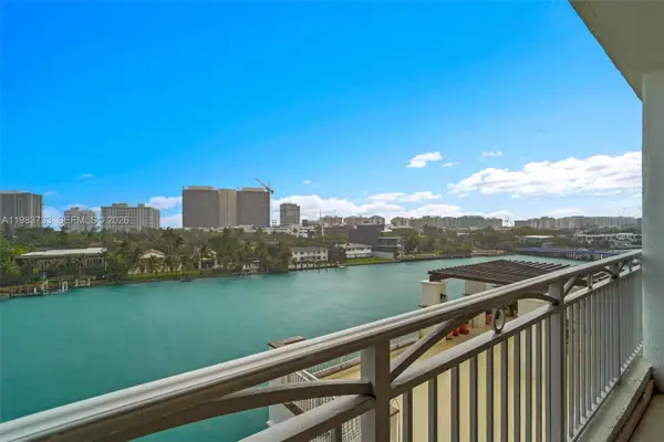 9751 E Bay Harbor Dr #6C, Bay Harbor Islands, FL 33154