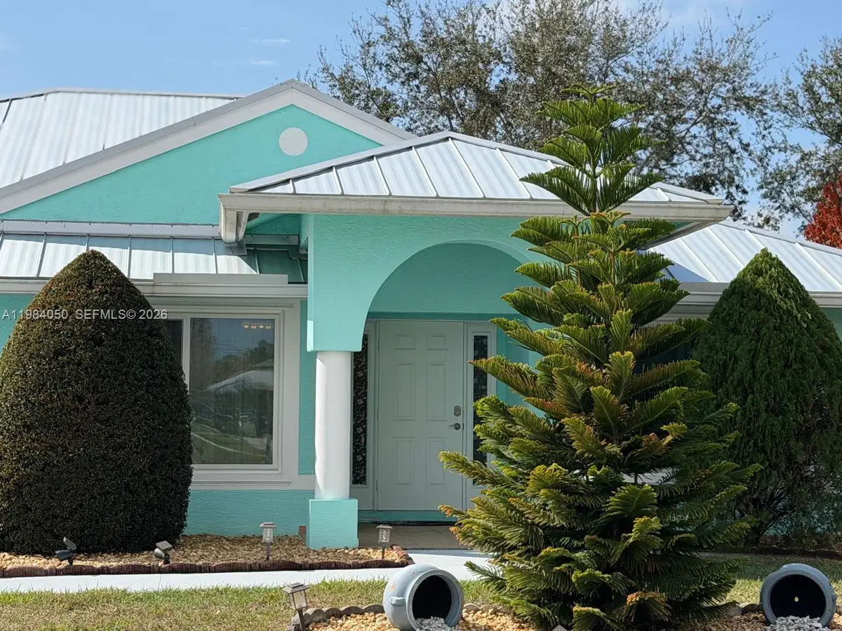 5861 NW Cullom Cir, Port Saint Lucie, FL 34986 - #1