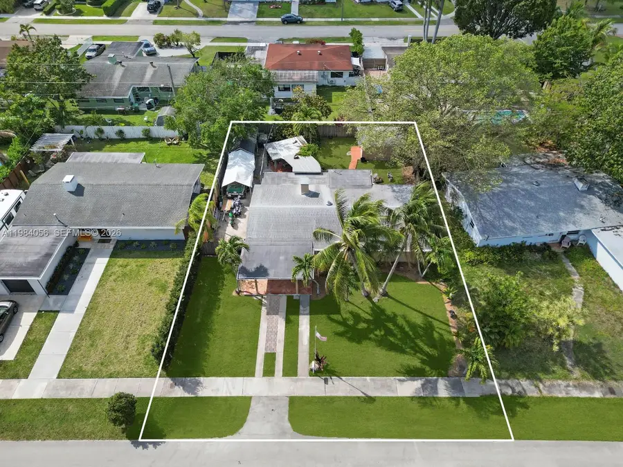 9365 Jamaica Dr, Cutler Bay, FL 33189 - #3