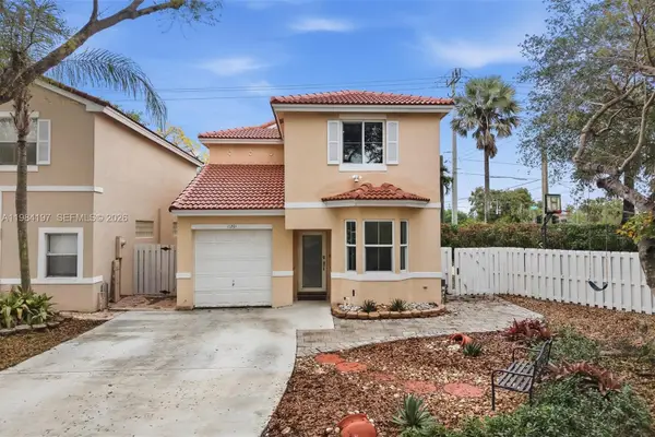 11201 Sunview Way, Cooper City, FL 33026