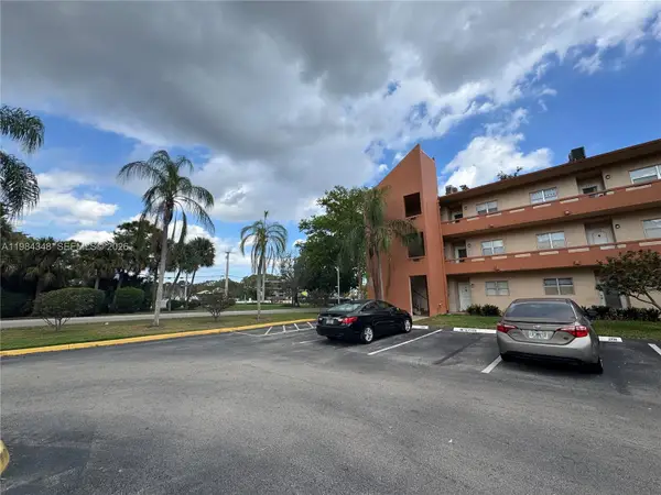 8810 W Mcnab Rd #203, Tamarac, FL 33321