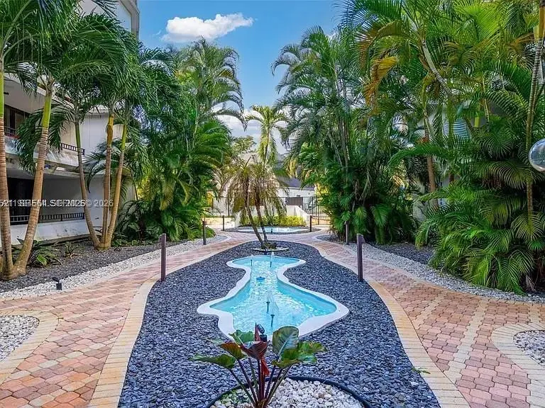 13951 Kendale Lakes Cir #910A, Miami, FL 33183 - #2