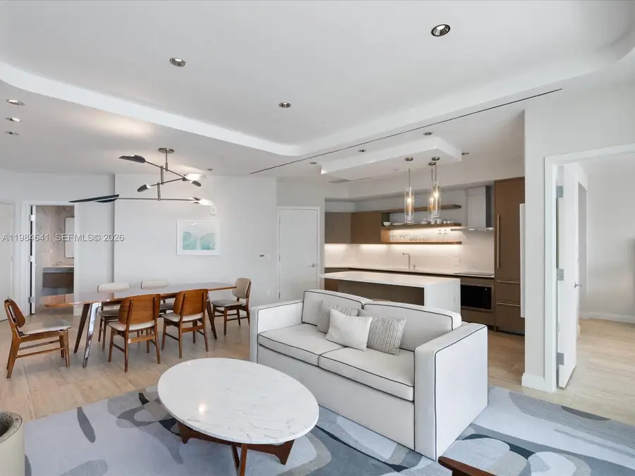 525 N Fort Lauderdale Beach Blvd #1705, Fort Lauderdale, FL 33304 - #3