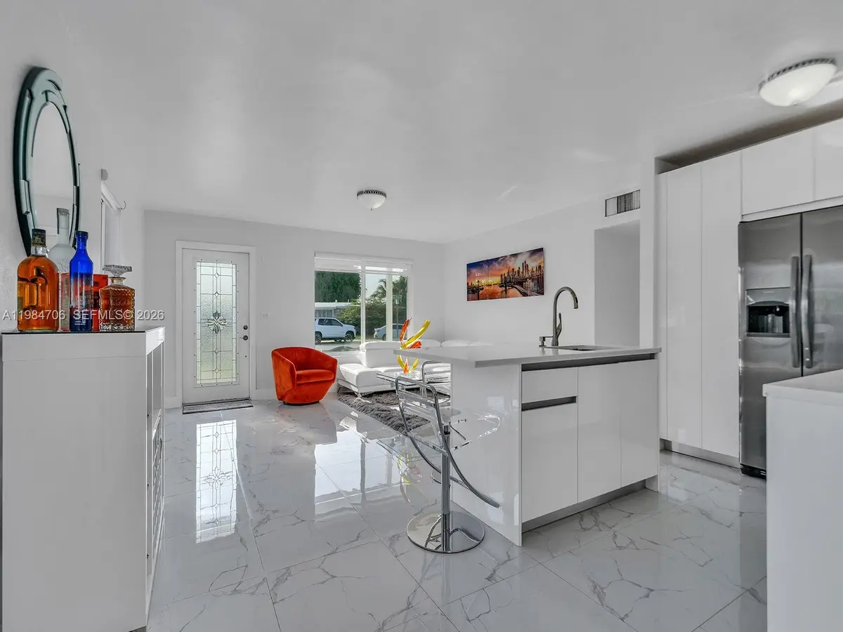 4721 SW 108th Ave, Miami, FL 33165 - #1