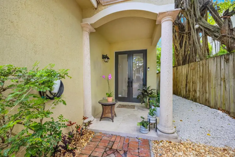 3273 Matilda St, Miami, FL 33133 - #2