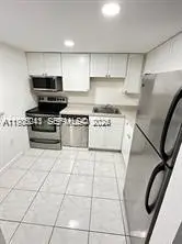16950 W Dixie Hwy A128 Hwy #A128, North Miami Beach, FL 33160